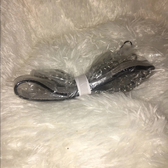 Purse - Picture 4 of 4